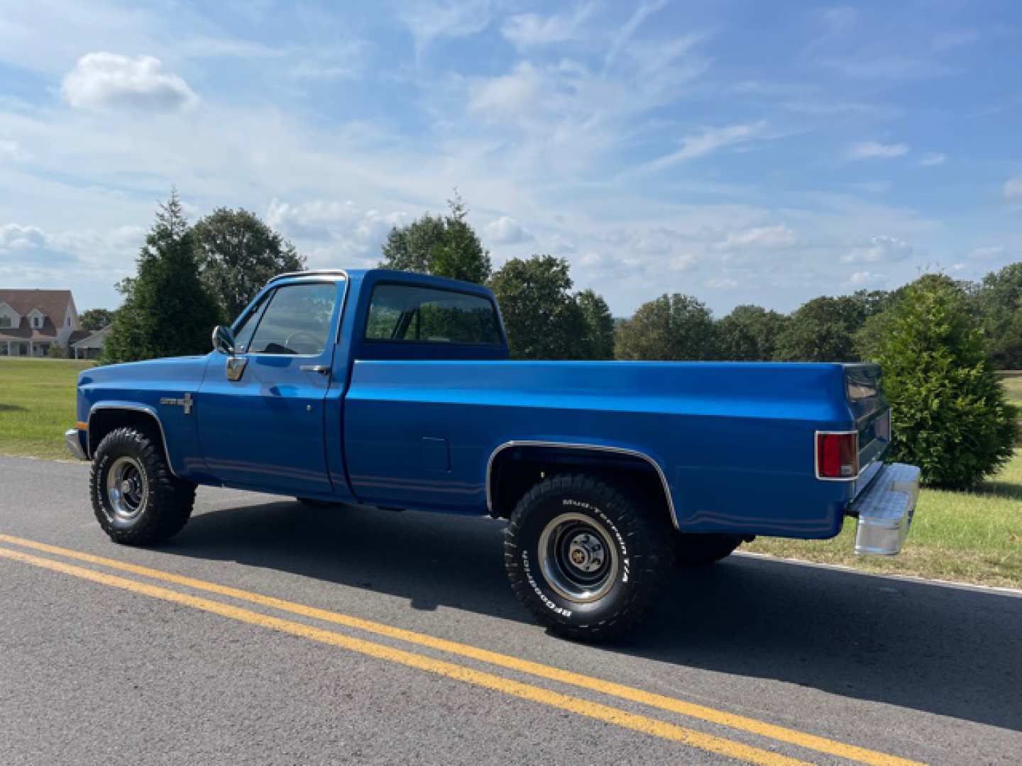 1st Image of a 1986 CHEVROLET K10