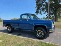 Image 4 of 14 of a 1986 CHEVROLET K10