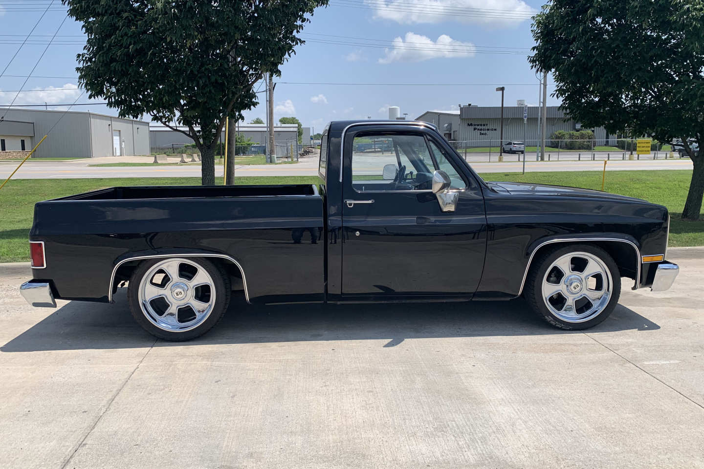 1st Image of a 1983 CHEVROLET C10