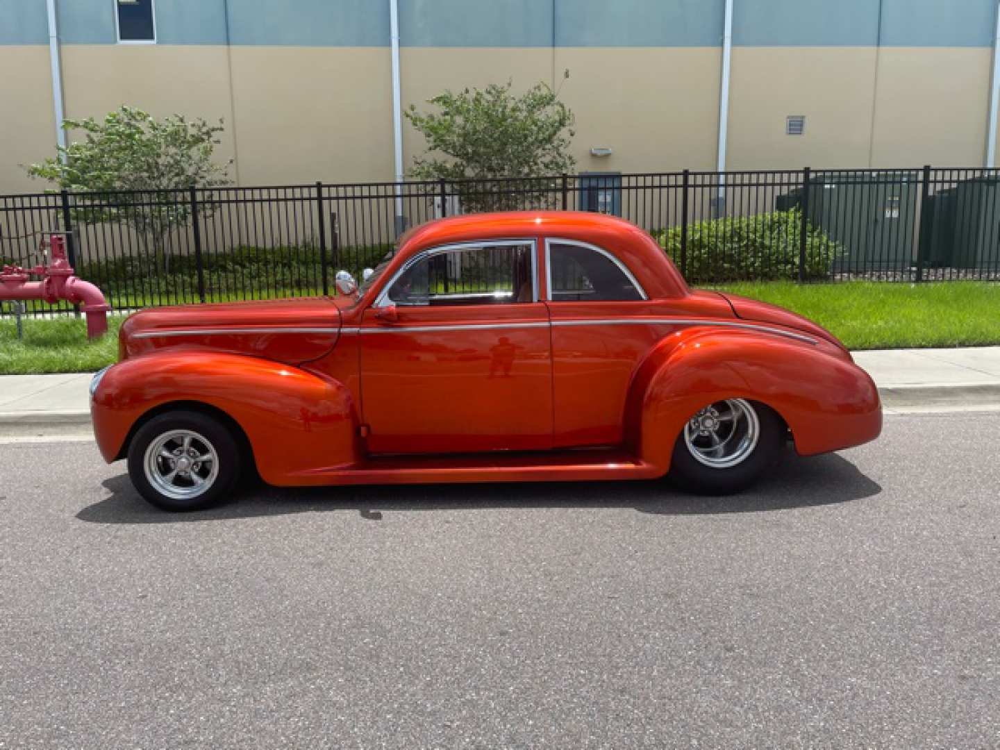 3rd Image of a 1940 MERCURY CUSTOM