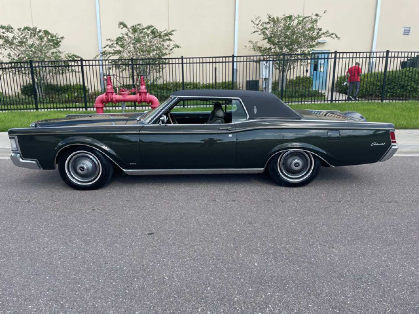 4th Image of a 1969 LINCOLN MARK III