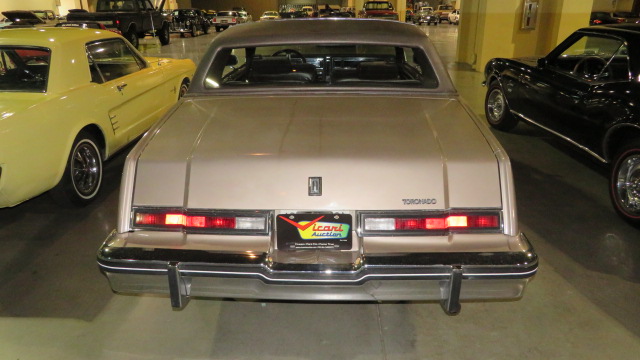 3rd Image of a 1984 OLDSMOBILE TORONADO BROUGHAM