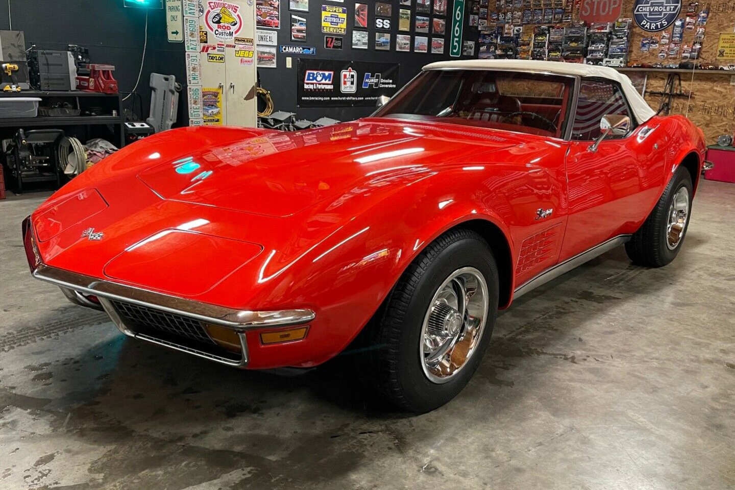 1st Image of a 1970 CHEVROLET CORVETTE