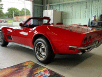 Image 9 of 18 of a 1970 CHEVROLET CORVETTE