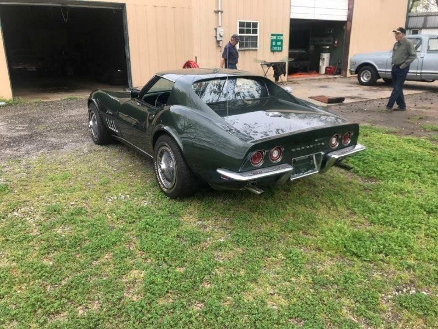 2nd Image of a 1969 CHEVROLET CORVETTE L89