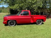 Image 3 of 15 of a 1981 CHEVROLET C10