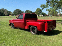 Image 5 of 15 of a 1981 CHEVROLET C10