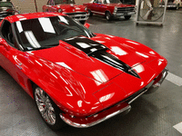 Image 20 of 44 of a 2009 CHEVROLET CORVETTE