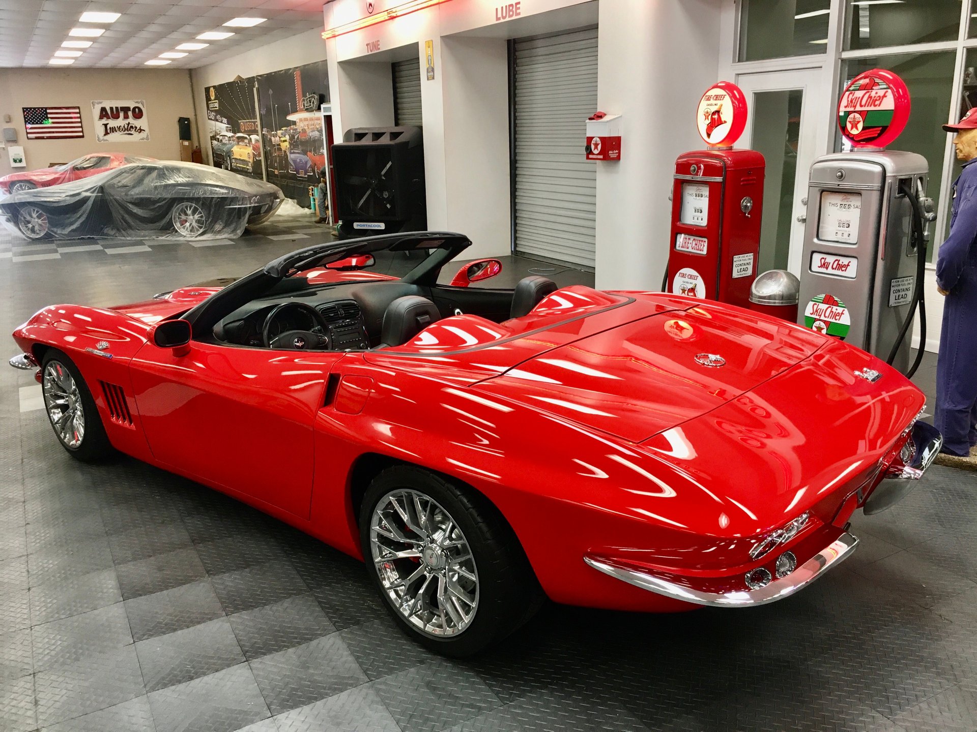 8th Image of a 2013 CHEVROLET CORVETTE