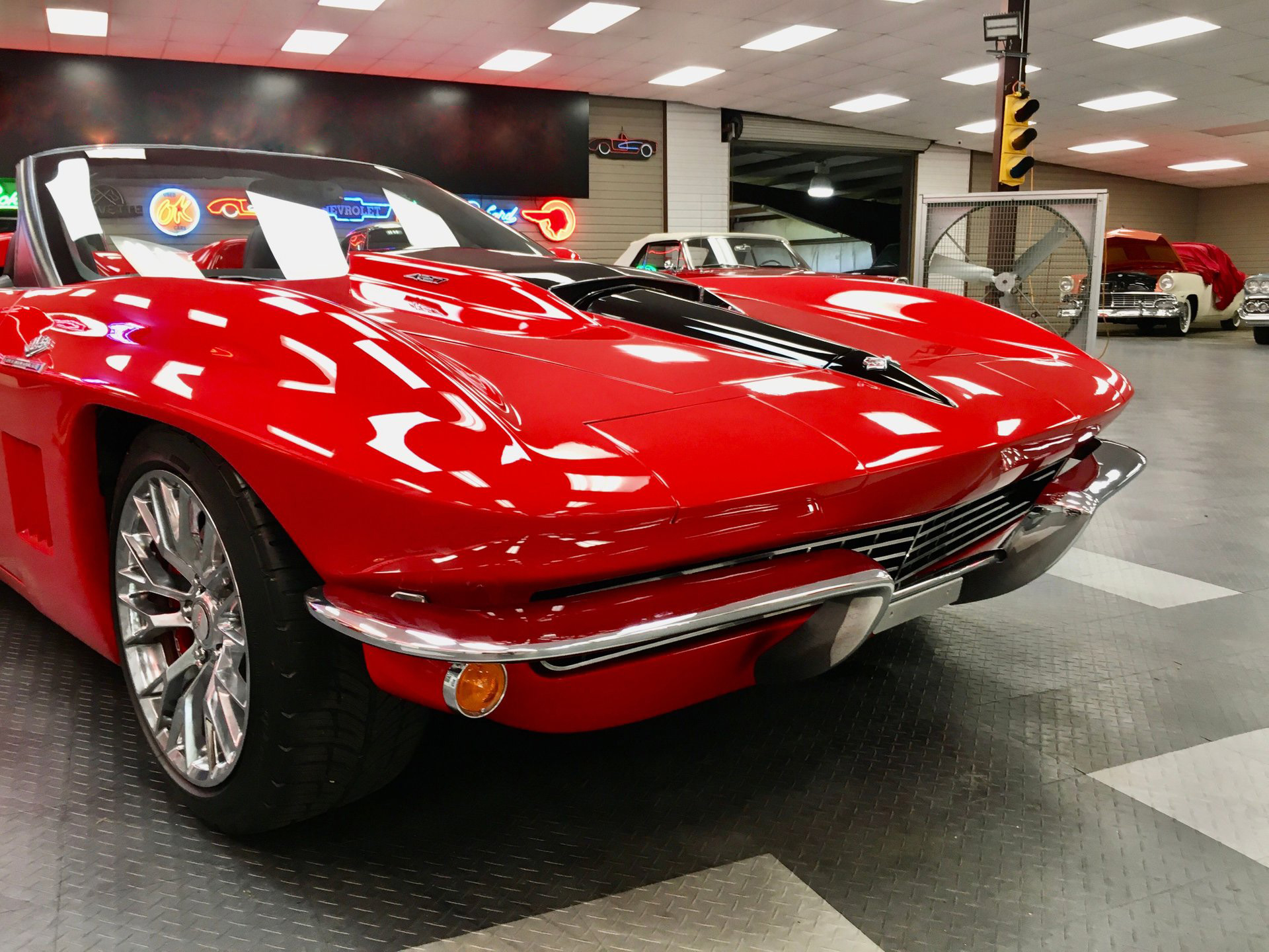 15th Image of a 2013 CHEVROLET CORVETTE