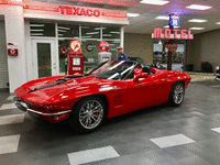 Image 2 of 35 of a 2013 CHEVROLET CORVETTE