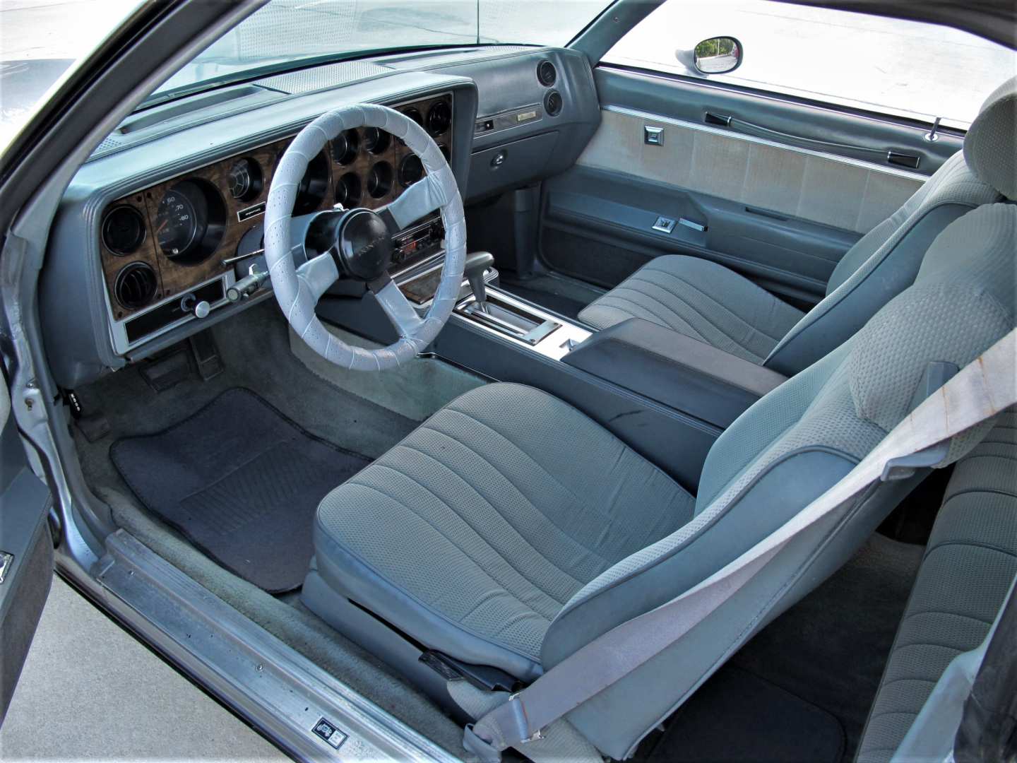 5th Image of a 1986 PONTIAC GRAND PRIX