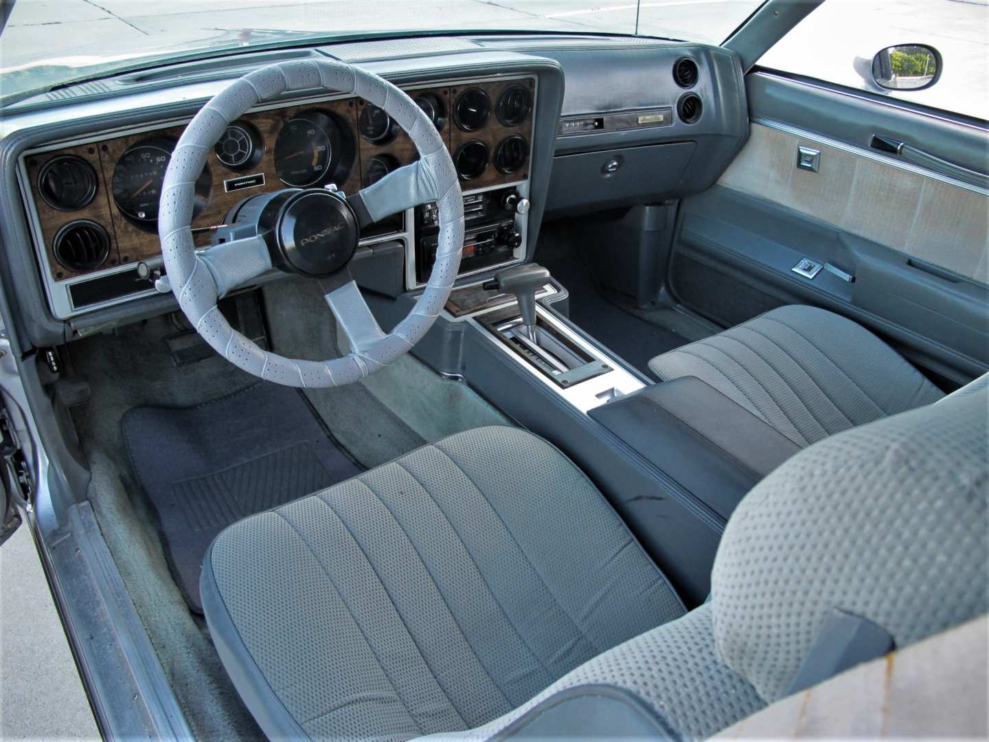 8th Image of a 1986 PONTIAC GRAND PRIX