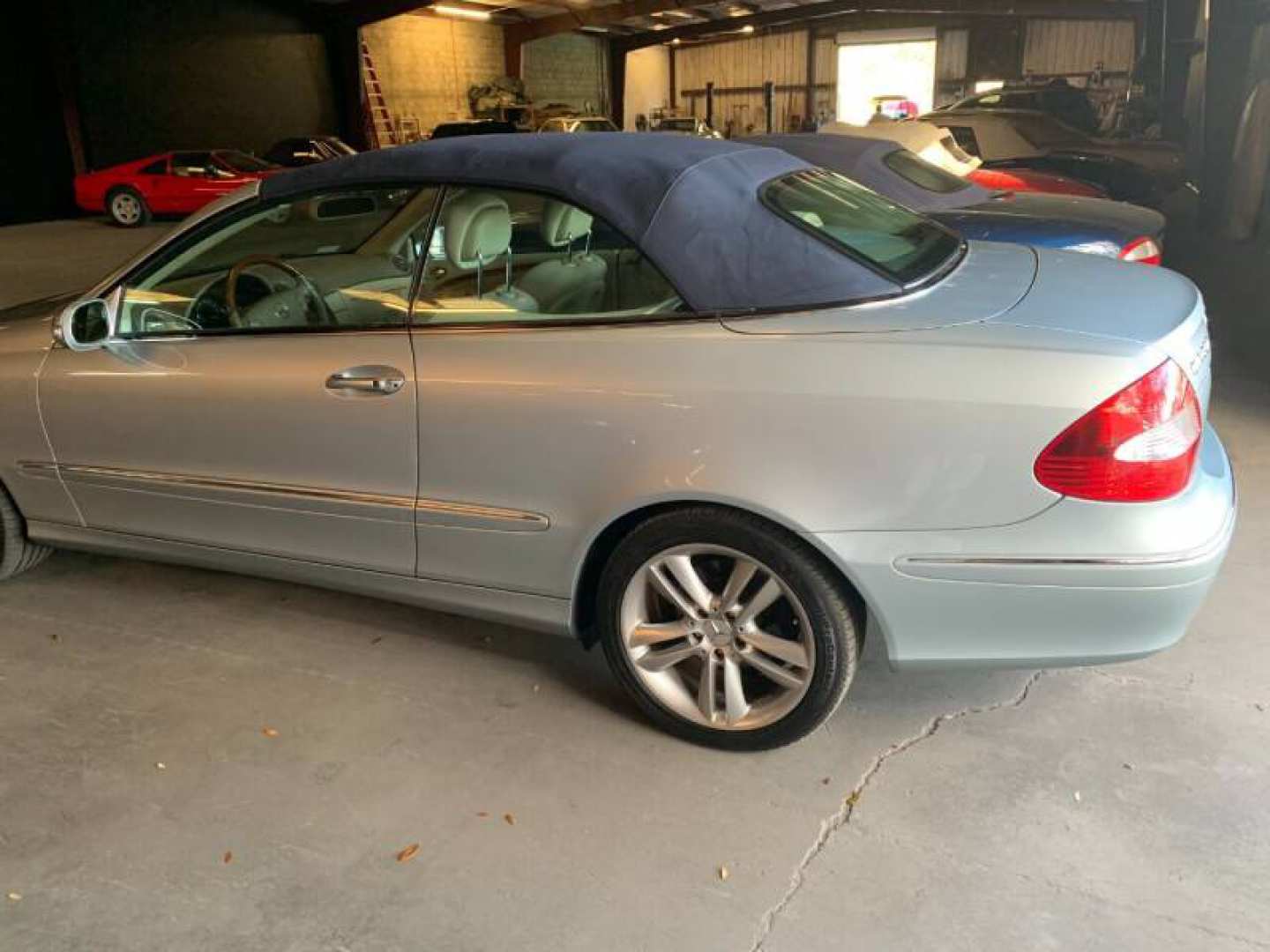 1st Image of a 2007 MERCEDES-BENZ CLK-CLASS CLK350