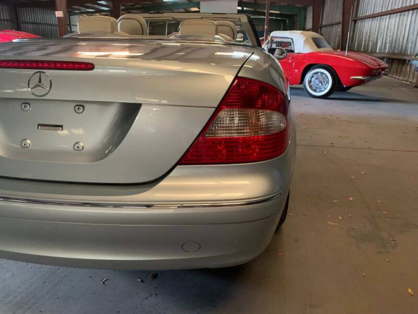 27th Image of a 2007 MERCEDES-BENZ CLK-CLASS CLK350