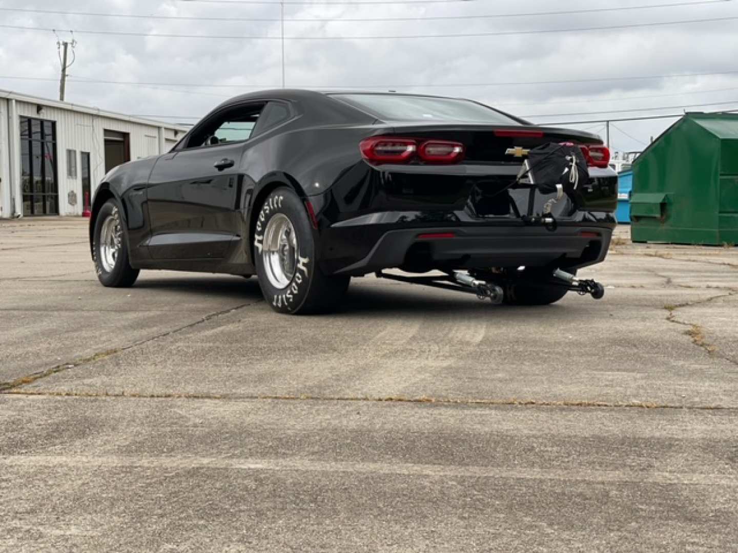 2nd Image of a 2019 CHEVROLET CAMARO
