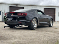 Image 5 of 17 of a 2019 CHEVROLET CAMARO