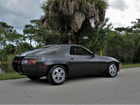 Image 3 of 13 of a 1979 PORSCHE 928