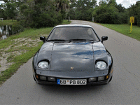 Image 7 of 13 of a 1979 PORSCHE 928