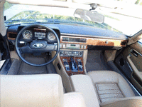 Image 17 of 21 of a 1988 JAGUAR XJS