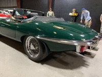 Image 3 of 72 of a 1970 JAGUAR XK