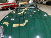 Image 12 of 72 of a 1970 JAGUAR XK