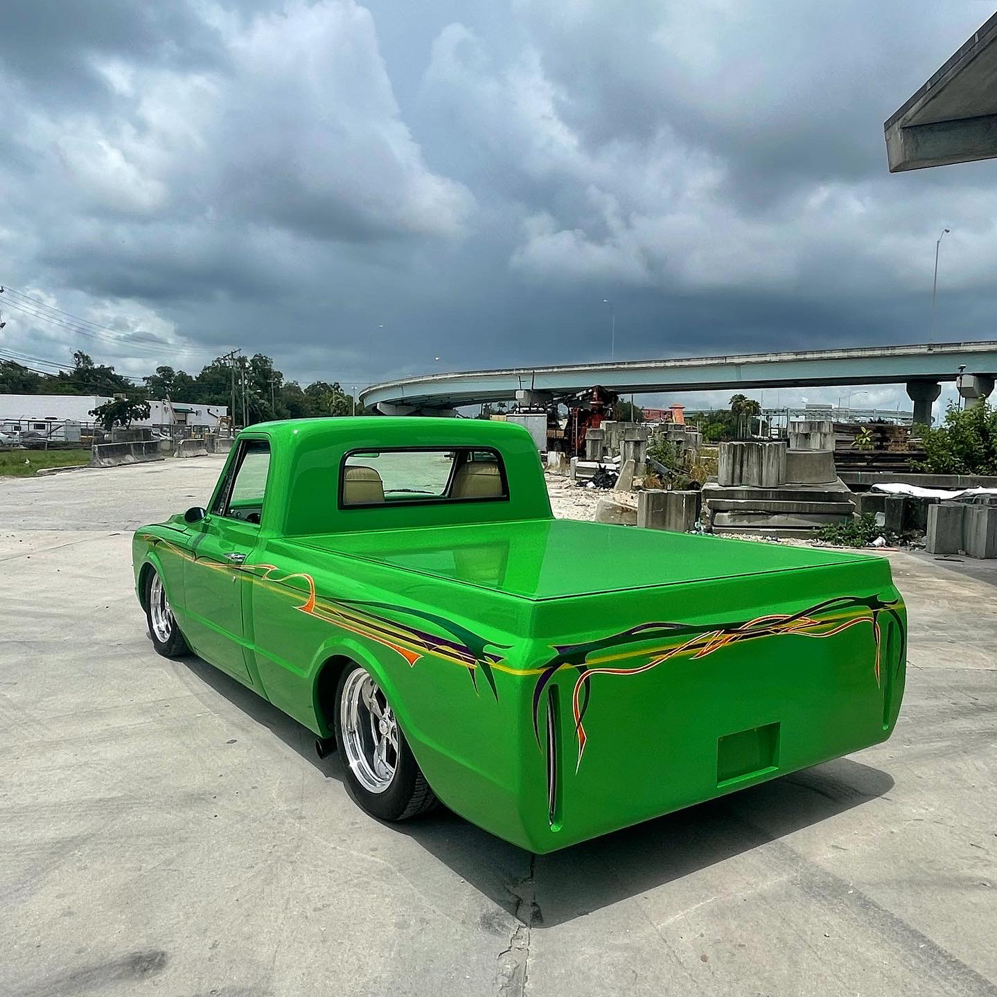 3rd Image of a 1967 CHEVROLET C10