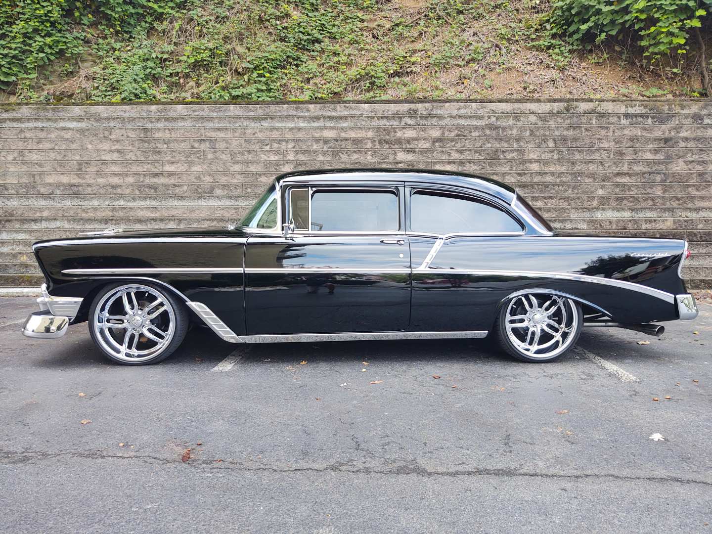 5th Image of a 1956 CHEVROLET 210