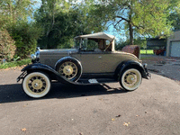 Image 4 of 13 of a 1930 FORD ROADSTER