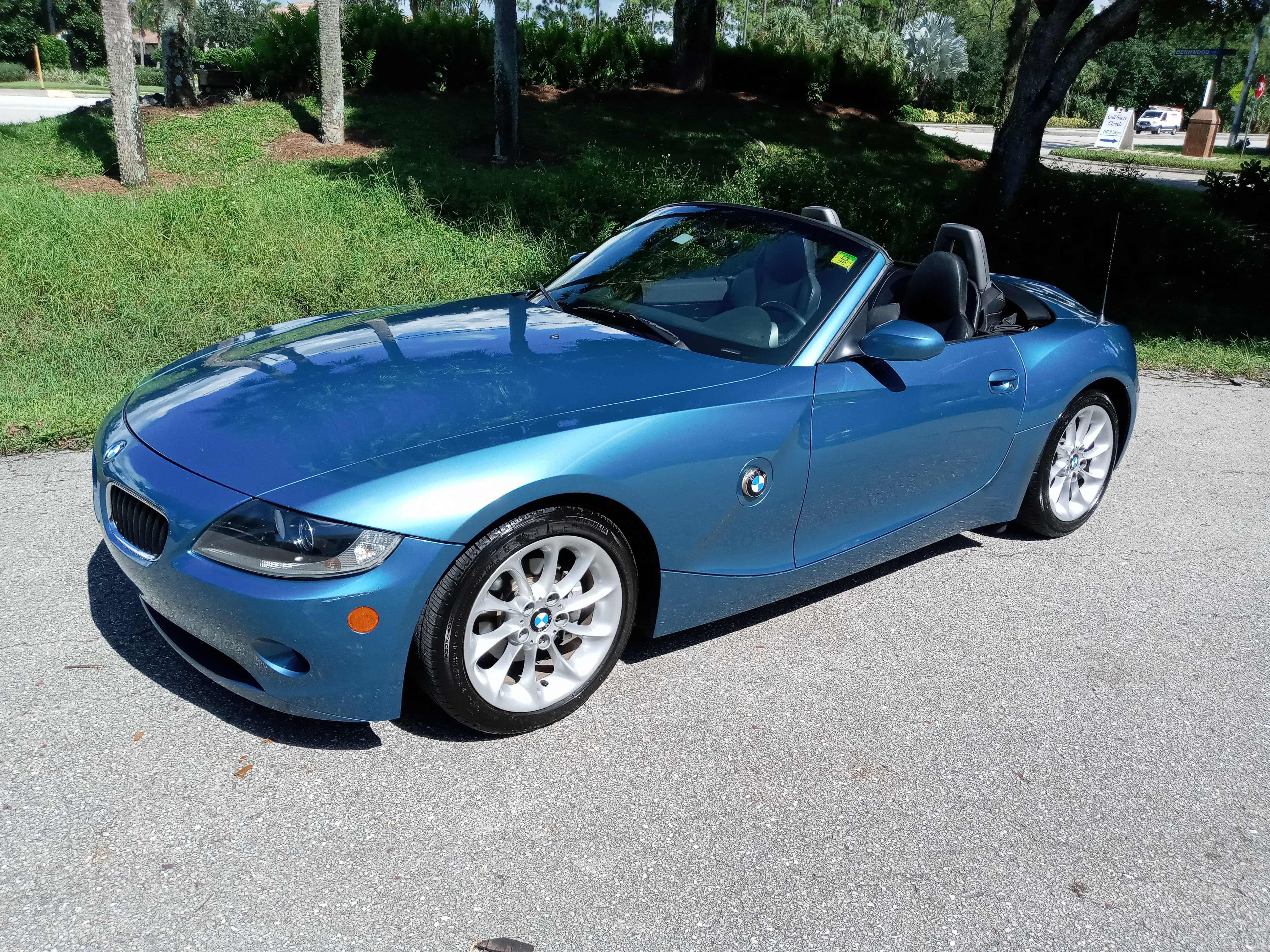 0th Image of a 2005 BMW Z4 2.5I