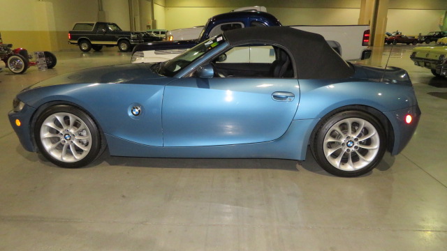 4th Image of a 2005 BMW Z4 2.5I