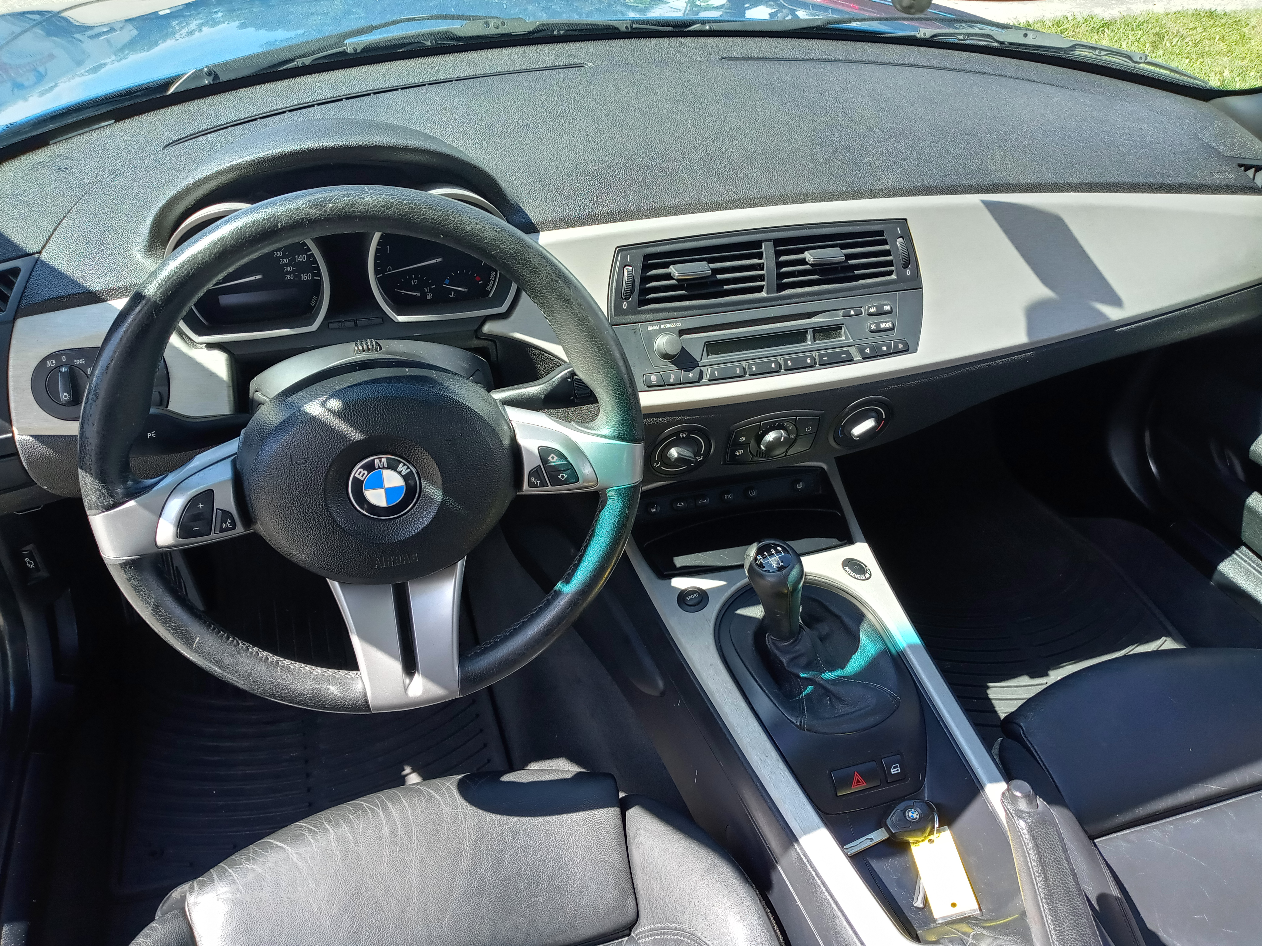 8th Image of a 2005 BMW Z4 2.5I