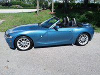 Image 3 of 23 of a 2005 BMW Z4 2.5I