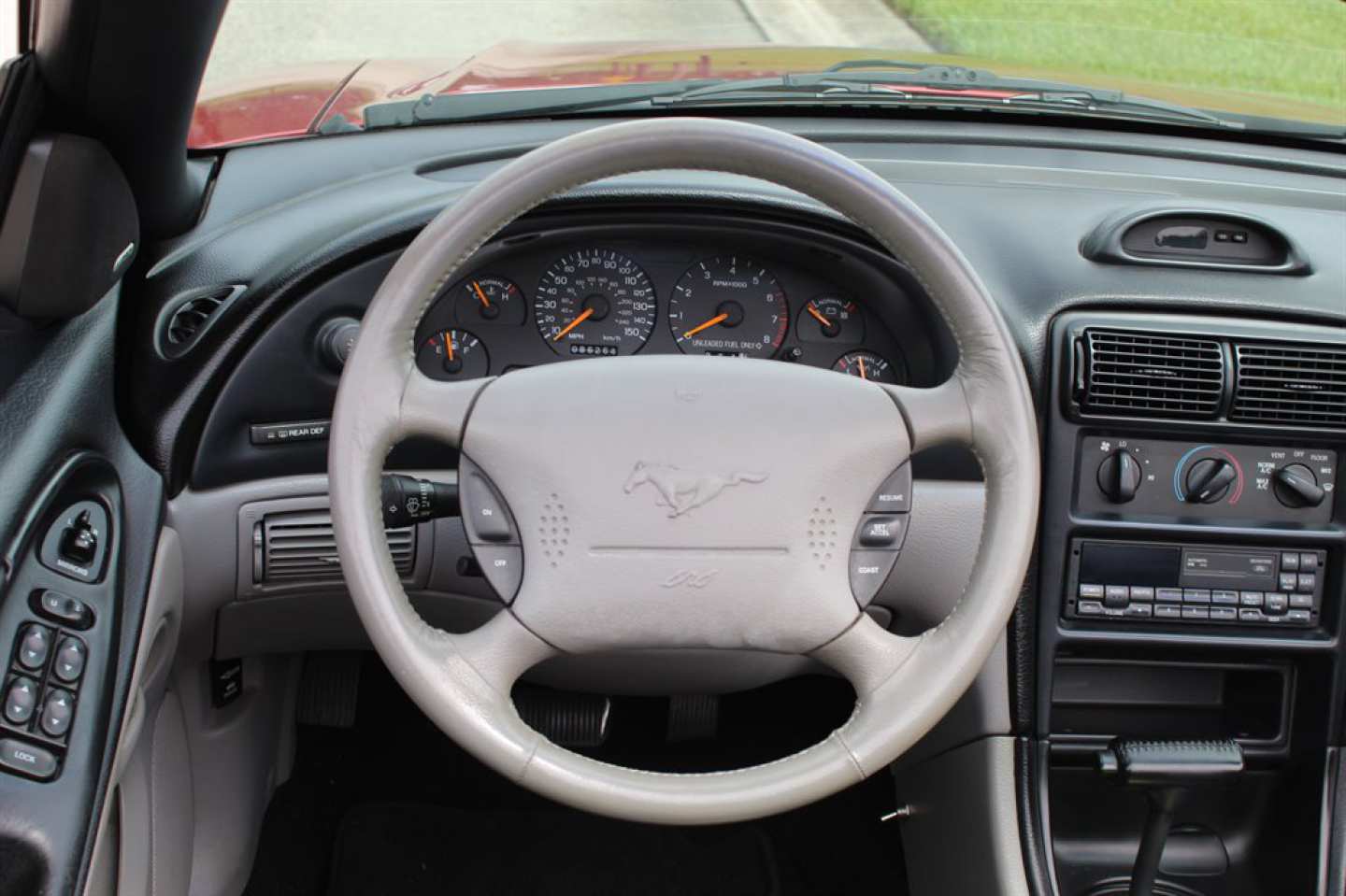 17th Image of a 1996 FORD MUSTANG GT