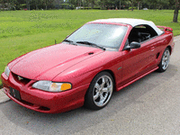 Image 16 of 32 of a 1996 FORD MUSTANG GT