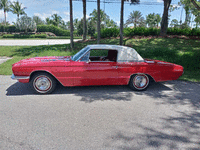 Image 7 of 24 of a 1966 FORD THUNDERBIRD