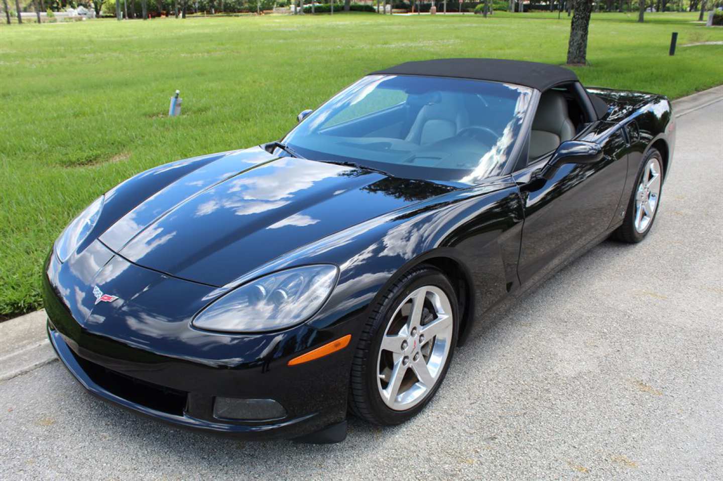 0th Image of a 2006 CHEVROLET CORVETTE