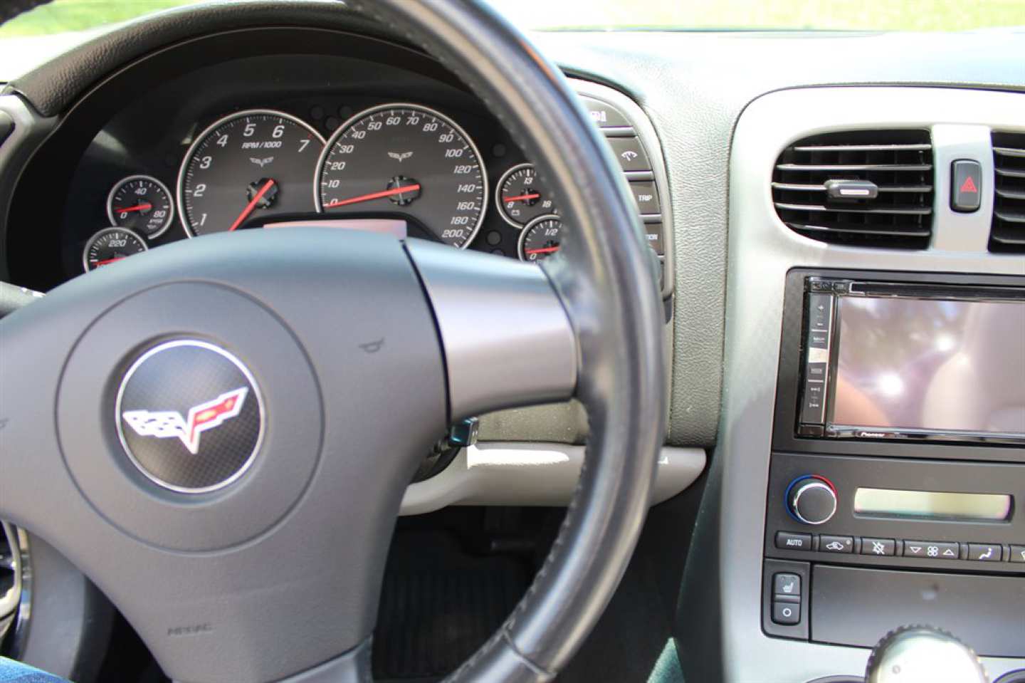 8th Image of a 2006 CHEVROLET CORVETTE