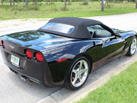 Image 4 of 22 of a 2006 CHEVROLET CORVETTE