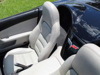 Image 11 of 22 of a 2006 CHEVROLET CORVETTE