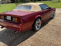 Image 2 of 2 of a 1992 CHEVROLET CAMARO Z28