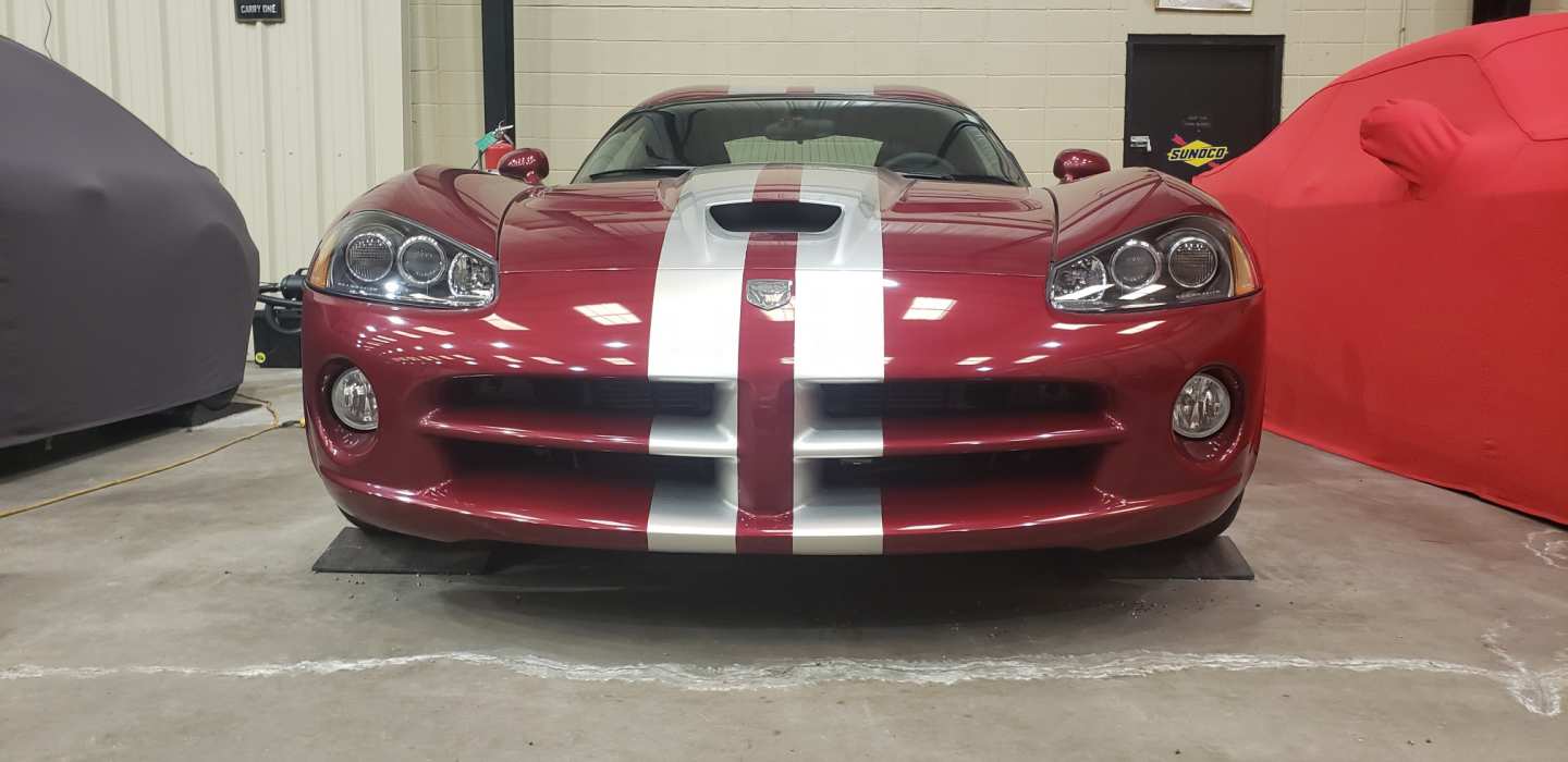 2nd Image of a 2008 DODGE VIPER SRT-10