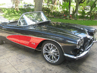 Image 3 of 15 of a 1960 CHEVROLET CORVETTE