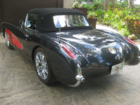 Image 11 of 15 of a 1960 CHEVROLET CORVETTE