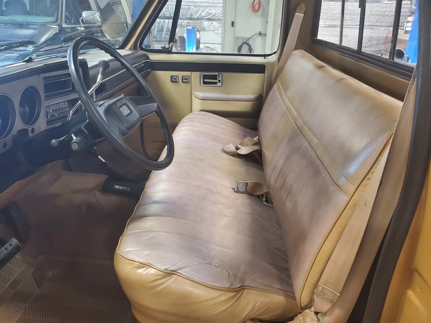 5th Image of a 1985 GMC K1500