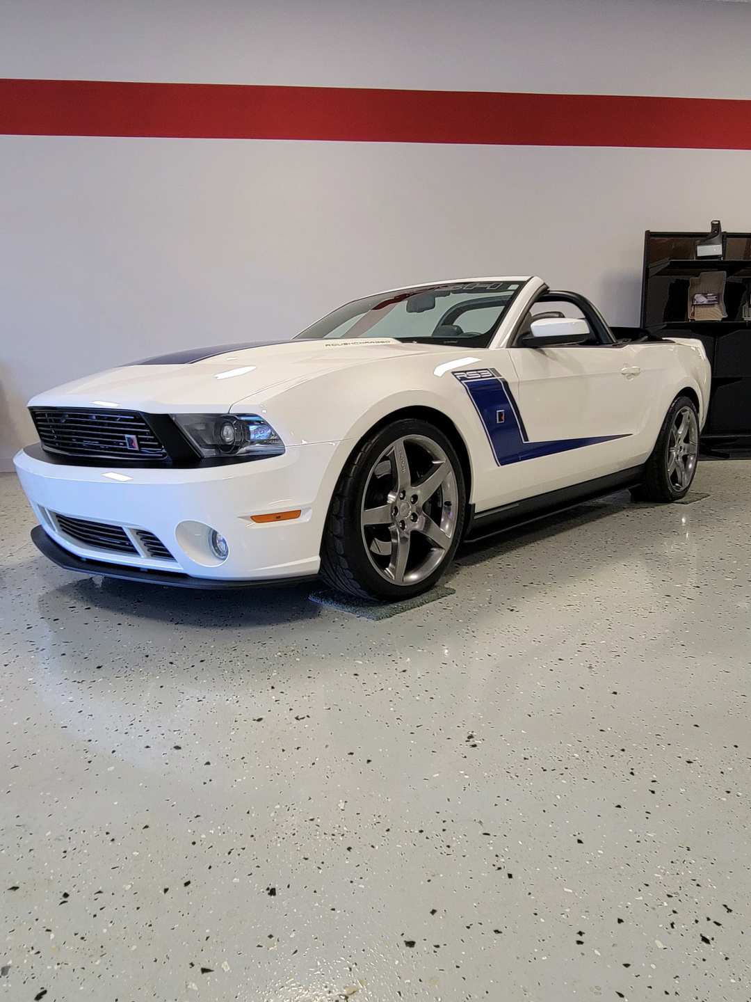 0th Image of a 2012 FORD MUSTANG