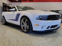 Image 2 of 23 of a 2012 FORD MUSTANG
