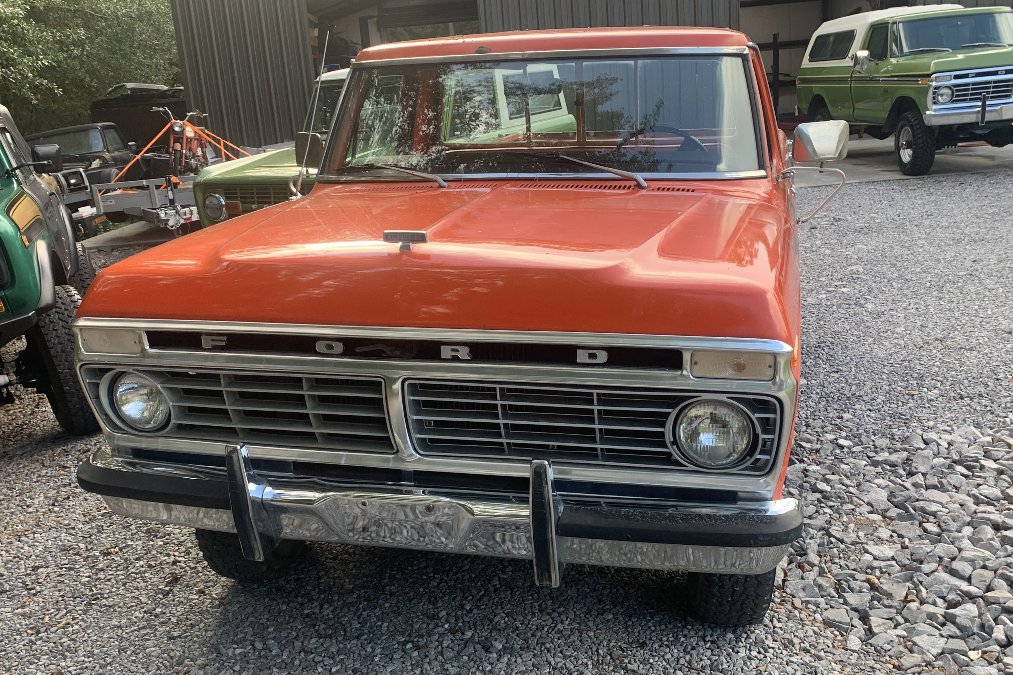 2nd Image of a 1975 FORD F100