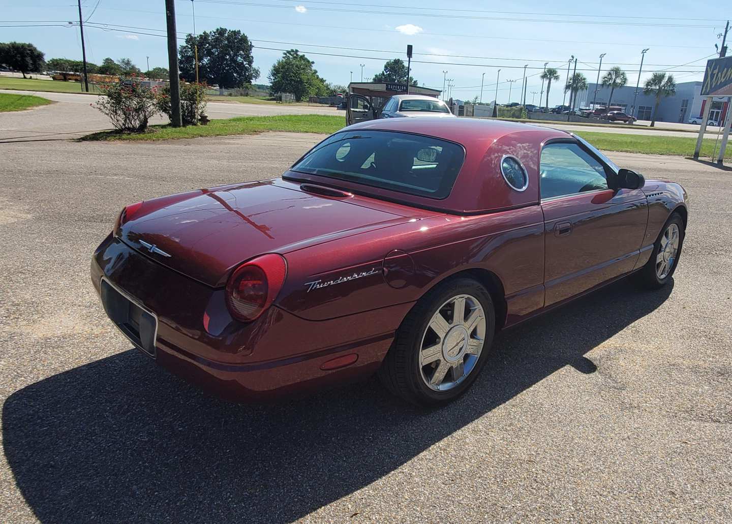 2nd Image of a 2004 FORD THUNDERBIRD