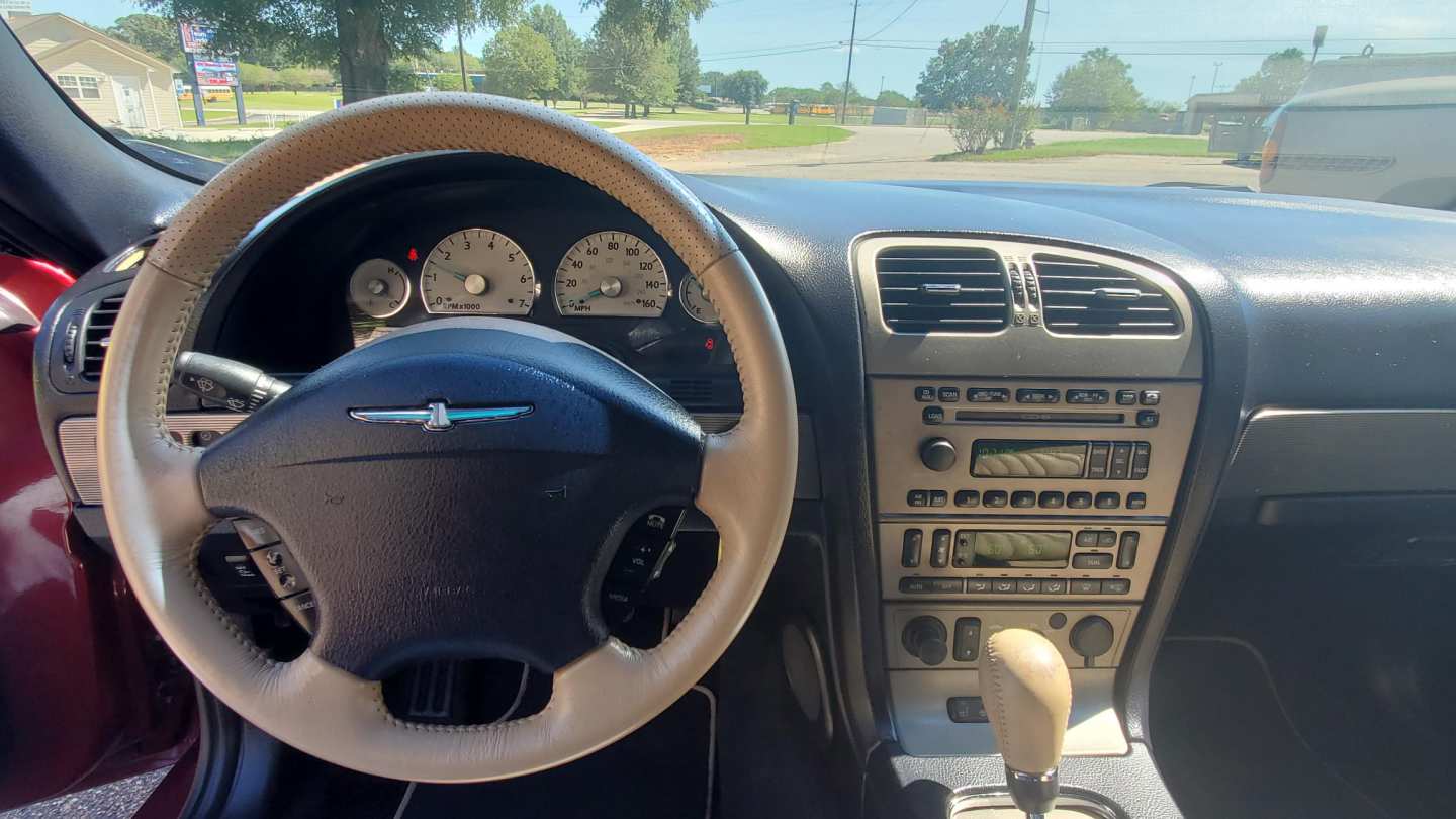 6th Image of a 2004 FORD THUNDERBIRD